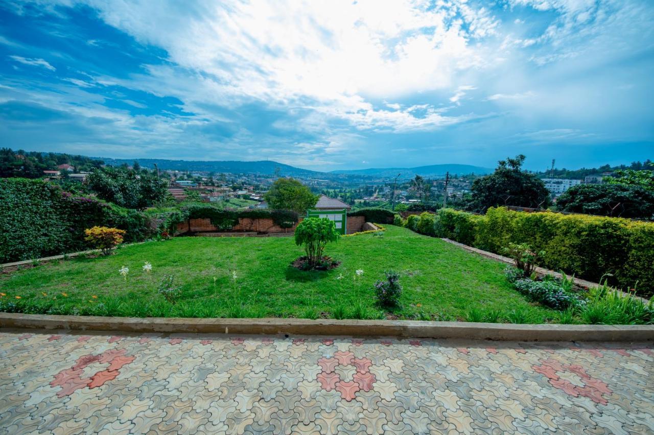 Nazareth Guest House Kigali Buitenkant foto